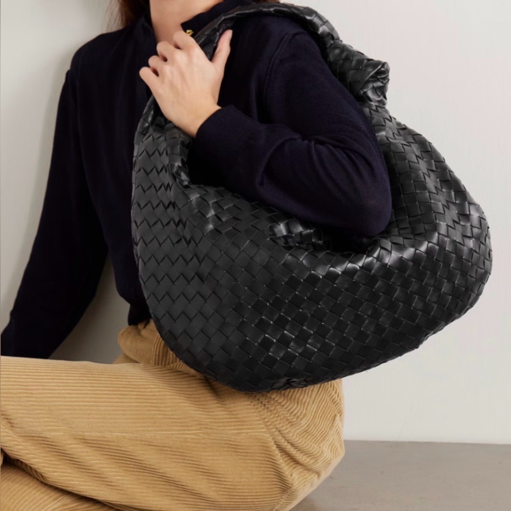 Woven Inspired Shoulder Bag – Black